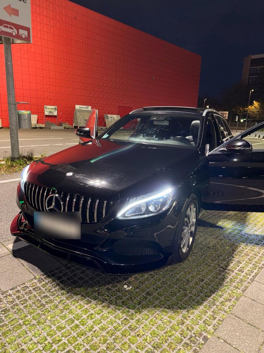 Mercedes-Benz C 220