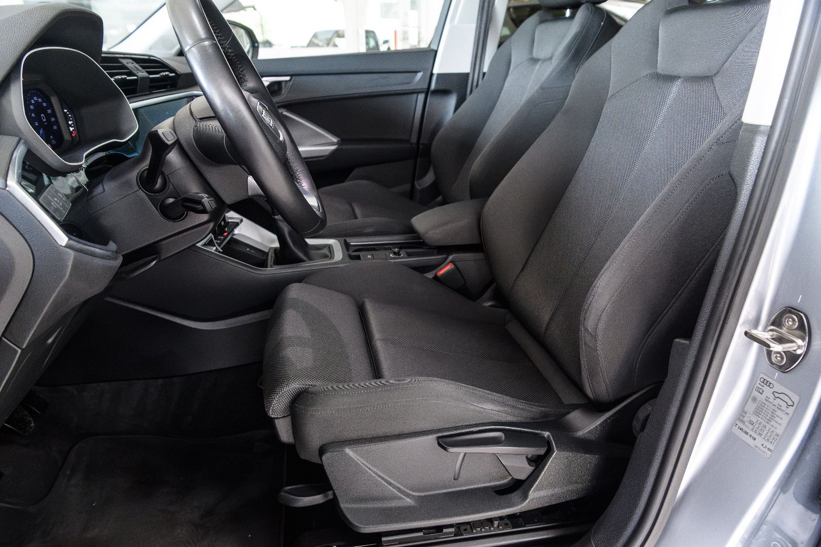 Fahrzeugabbildung Audi Q3 35 TFSI advanced