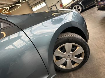 Skoda Rapid*KLIMAAUTO*SZHZ*CARPLAY*NAVI*TEMPO*TÜV0927