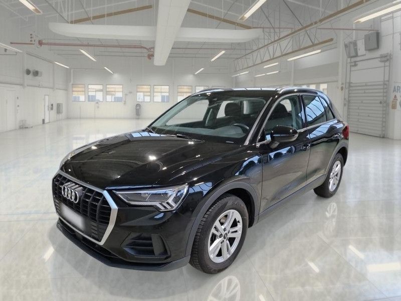 Audi Q3 - 1