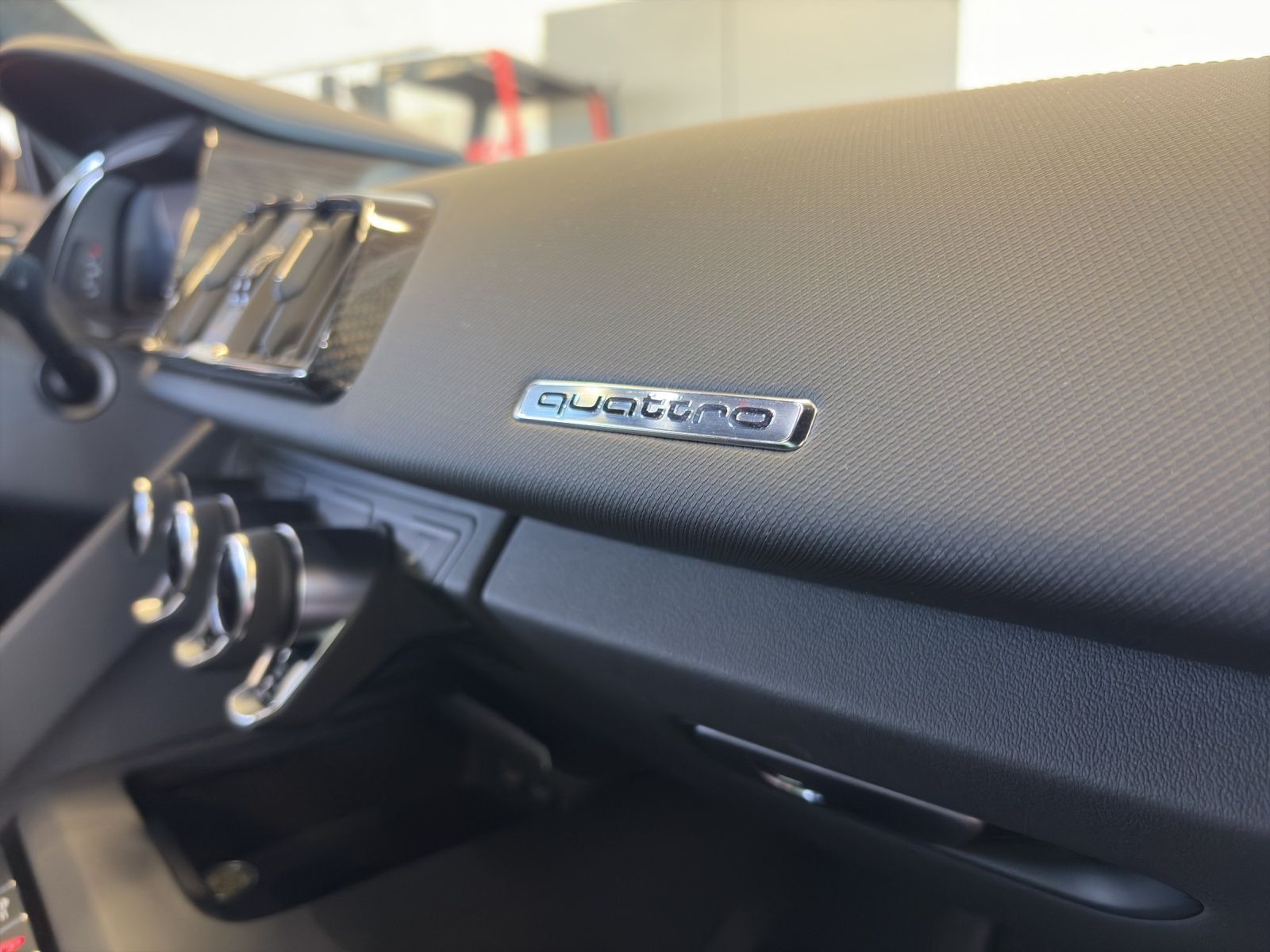 Audi R8 - Bild 17