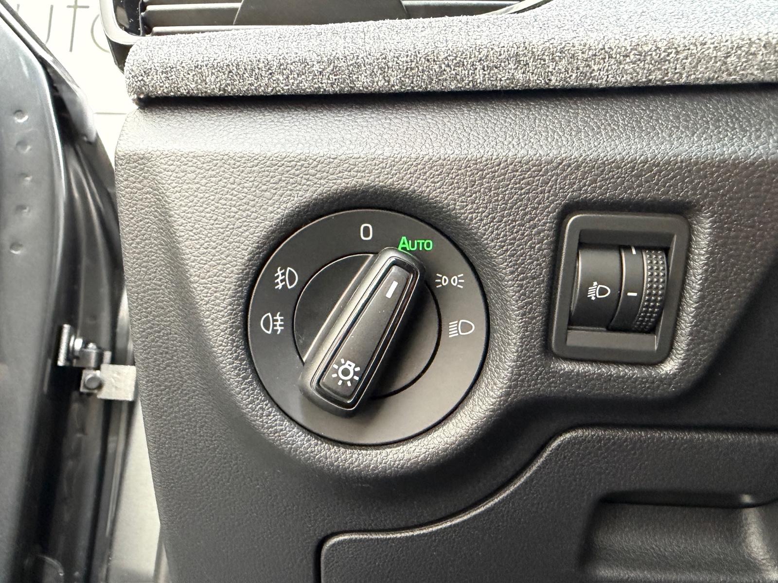 Skoda Kamiq Selection 1.0TSI#DSG#AHK#SHZ#APP#Kamera