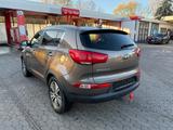 Kia Sportage Spirit 4WD*TÜV 05/2027*1. HAND*XENON - Kia Sportage mit Diesel-Antrieb: Geländewagen, Automatik