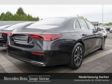 Mercedes E 220 - 3