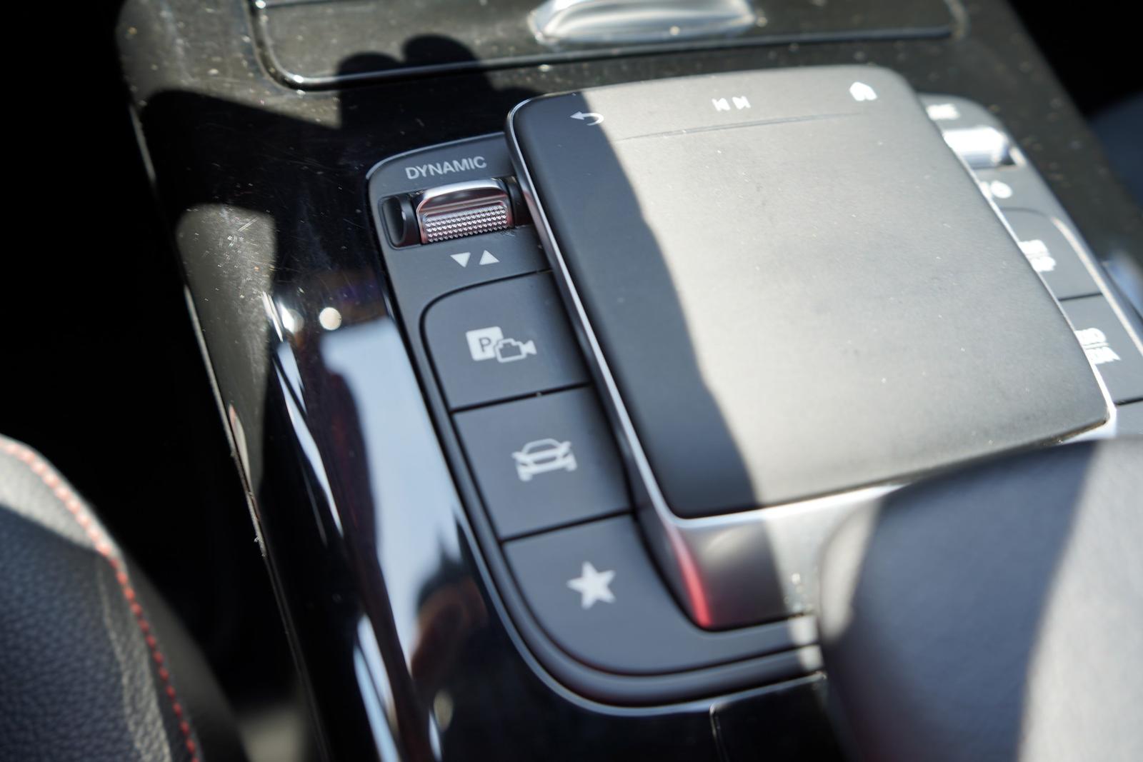 Mercedes-Benz CLA SB AMG Line LED Navi Alcantara Keyless, миниатюра 23