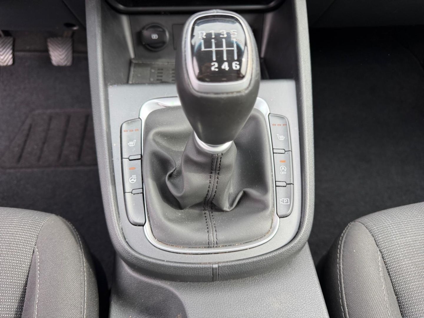 Fahrzeugabbildung Hyundai KONA INTRO FL 1.0 T-GDi AHK+KLIMA+SERVICE