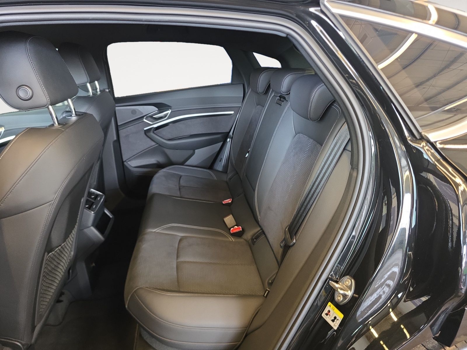 Audi Q8 e-tron - Bild 15