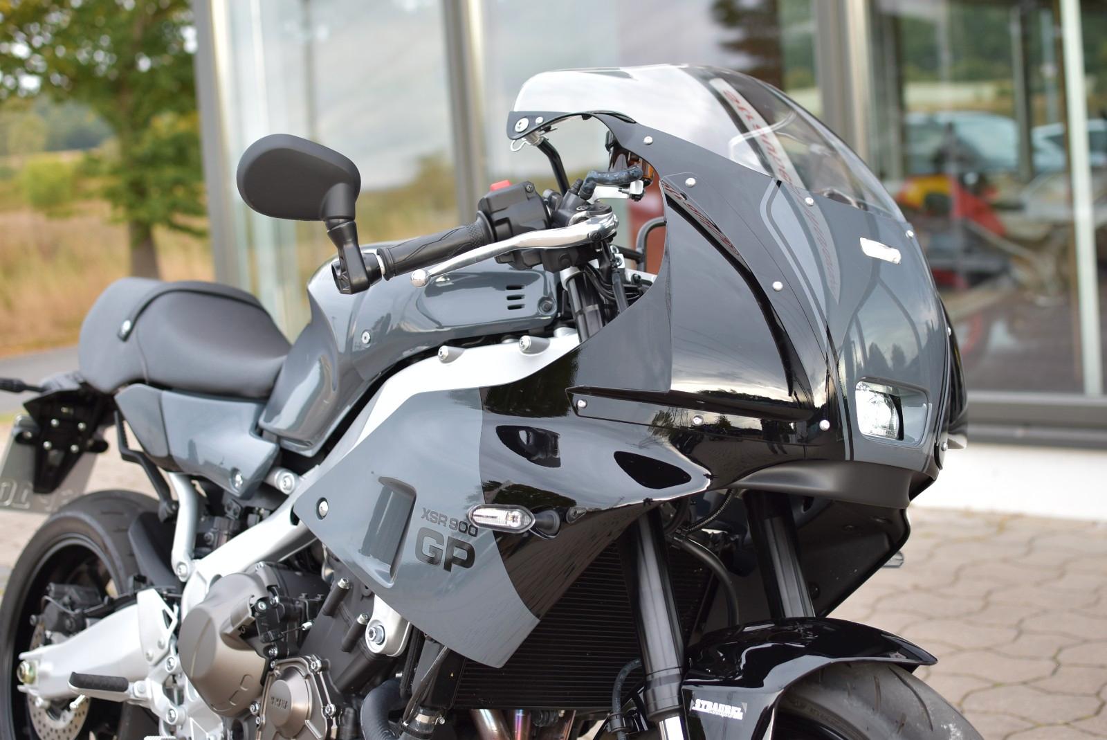 Yamaha XSR 900 GP Vorführer 905Km