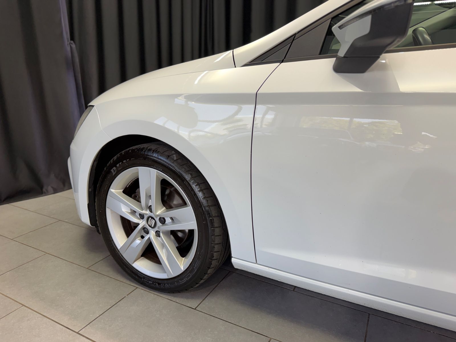 Fahrzeugabbildung SEAT Leon ST FR |RF-CAM|2.HAND