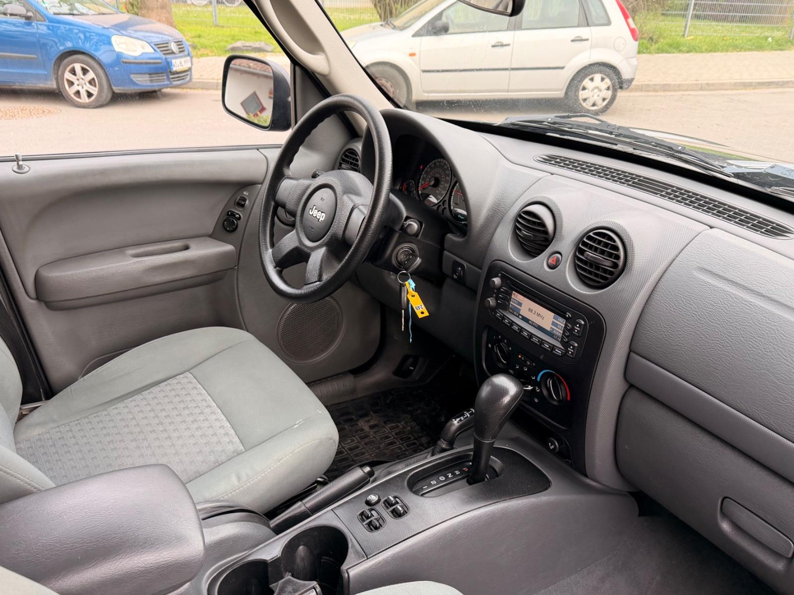 JEEP CHEROKEE - 2.8 CRD - BVA - 4X4 - 163 CV