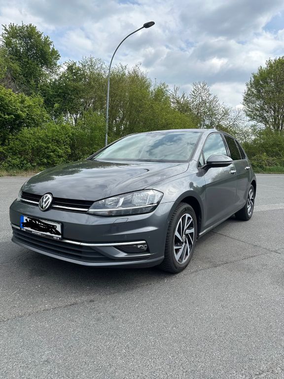 Image of Volkswagen Golf