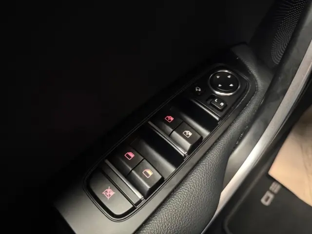 Kia Ceed_sw Sportswagon 1.5 T-GDI DCT Spirit Navi+Si