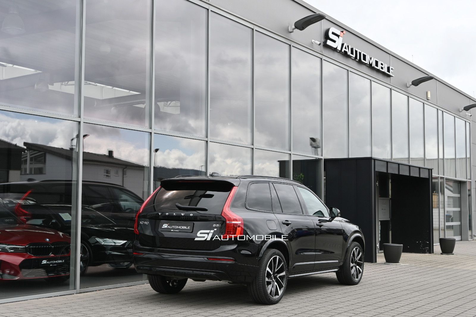 Fahrzeugabbildung Volvo XC90 B5 D AWD Plus Dark °ACC°AHK°PANO°STANDHEIZ°