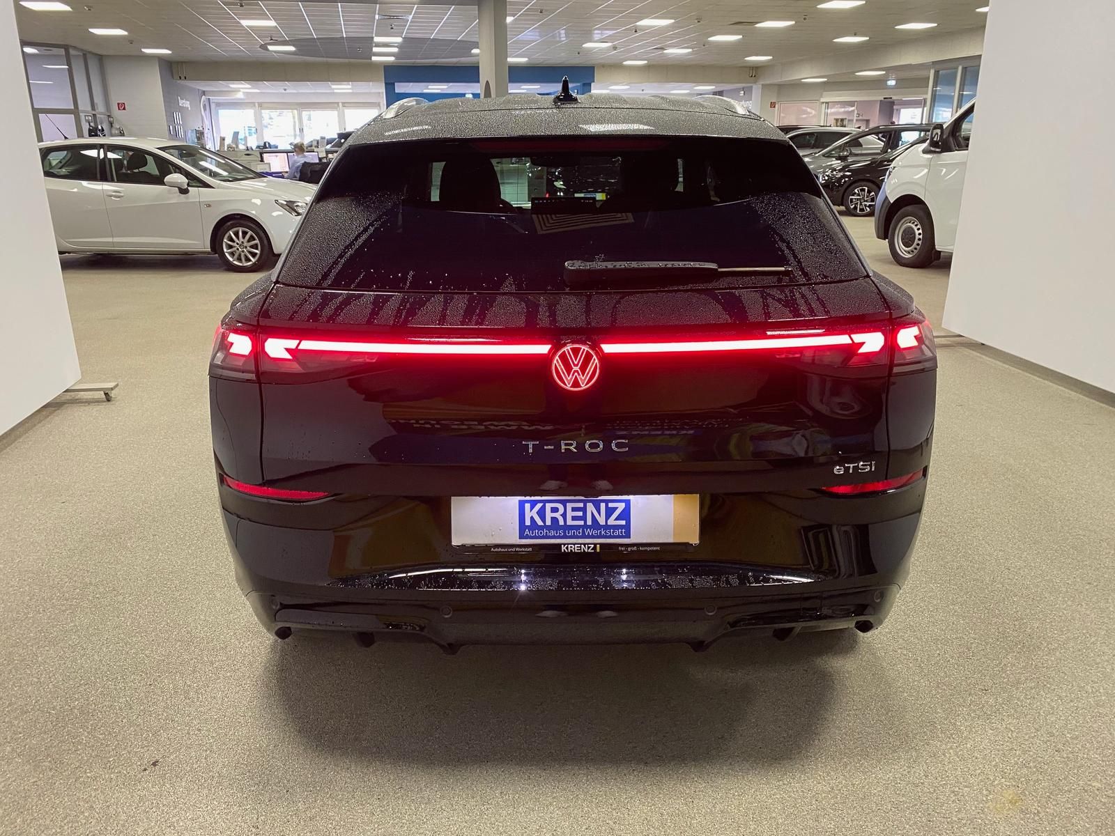 Fahrzeugabbildung Volkswagen T-Roc 1.5 eTSI R-Line NEUES MODELL AHK+ACC+KAMER