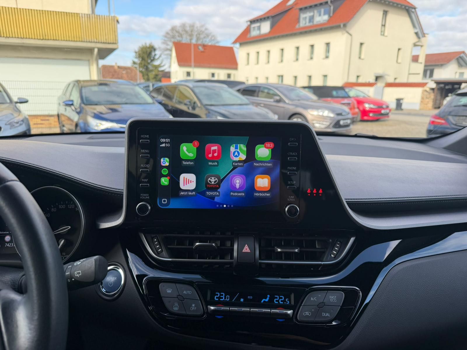 Toyota C-HR Hybrid Flow/Automatik/Wenig KM foto 9