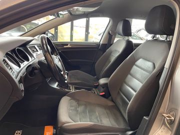 Volkswagen Golf VII Variant *ACC*NAVI*SHZ*PDC*LED*TOUCH*