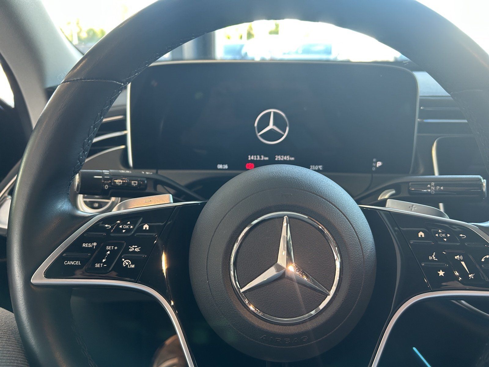Fahrzeugabbildung Mercedes-Benz E 300e T Avantg Advanced DISTRO Burme LED Kamera