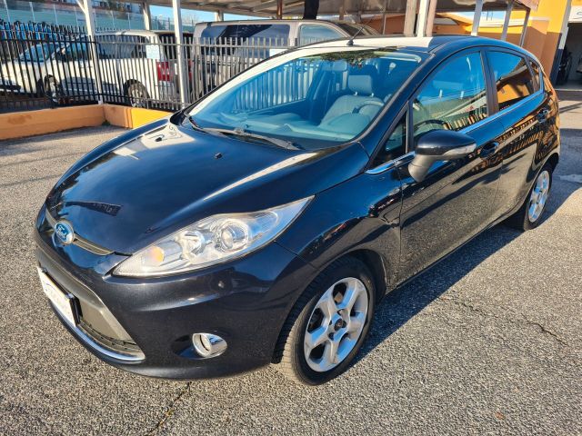 Ford Fiesta 1.2 82 CV 5 porte Titanium*PERMUTE*