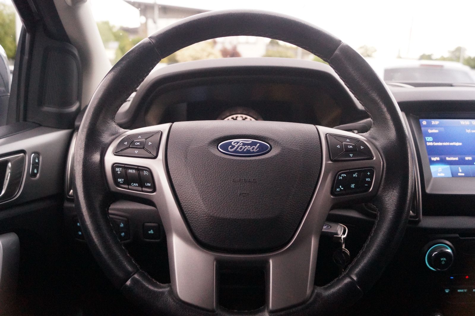 Ford Ranger XLT Doppelkabine 4x4 Klimaaut SHZ PDC AHK foto 24