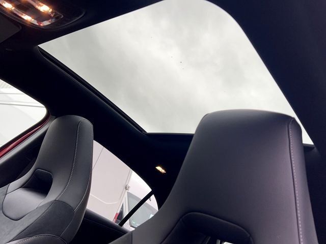 Fahrzeugabbildung Mercedes-Benz A 220 d EDITION AMG+DISTRONIC+PSD+MBUX High-End