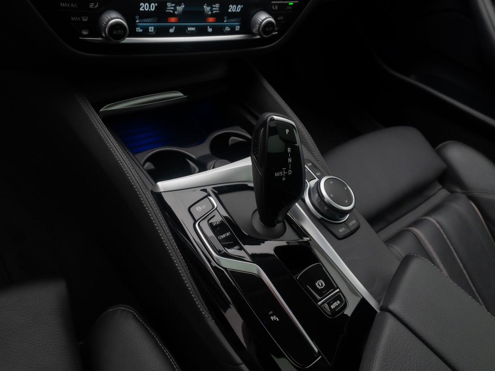 Fahrzeugabbildung BMW 540i xD Luxury Line Panorama Kamera HUD 4xKlima