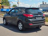 Hyundai ix35 Style 2WD/TÜV/AHK/PDC/ - Hyundai ix35 in Gelsenkirchen
