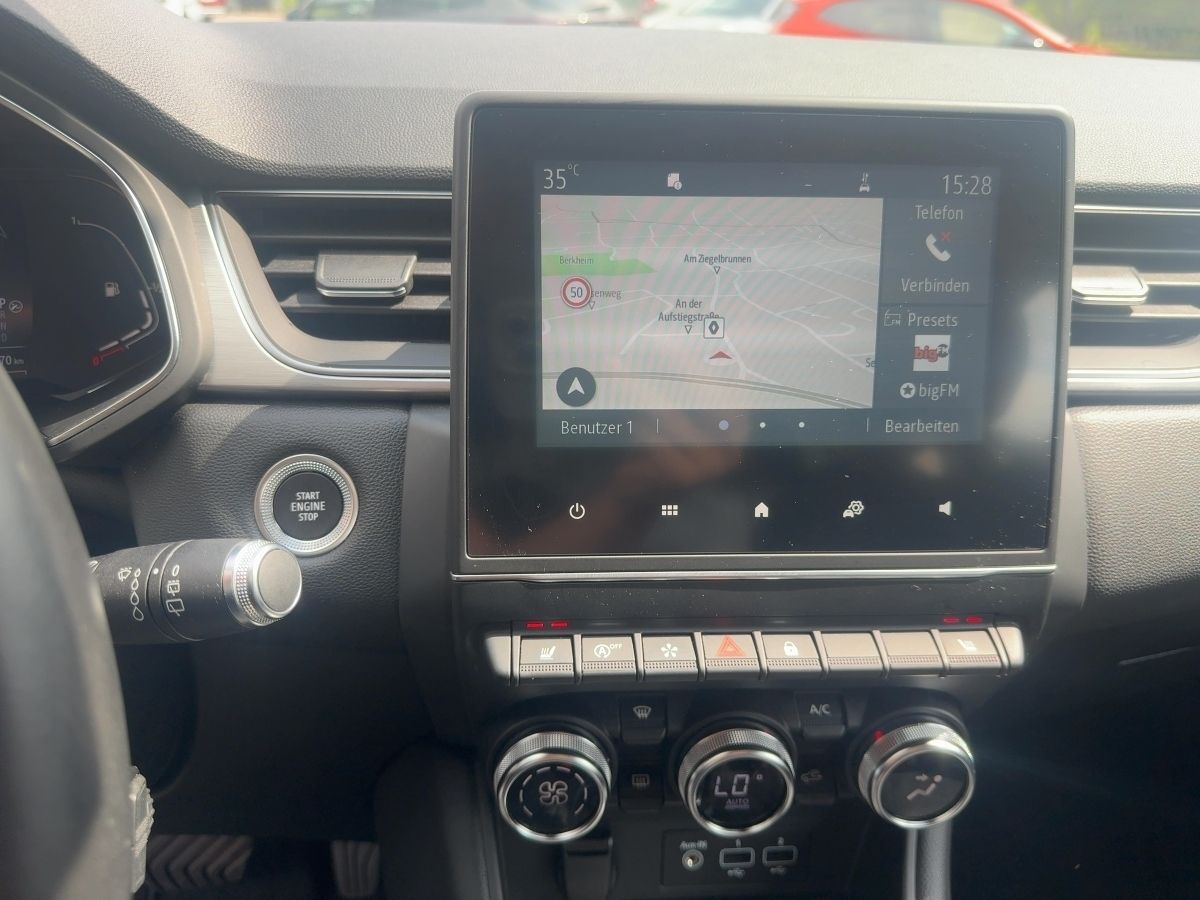 Fahrzeugabbildung Renault Captur INTENS TCe 140 EDC ABS Fahrerairbag ESP Z
