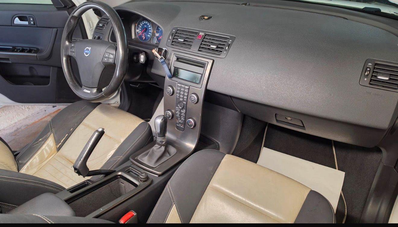 Volvo V50 2009 — photo 10