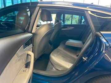 Audi A5 Sportback *KEYLESS*TEMPO*NAV*PDC*ALCANTARA*