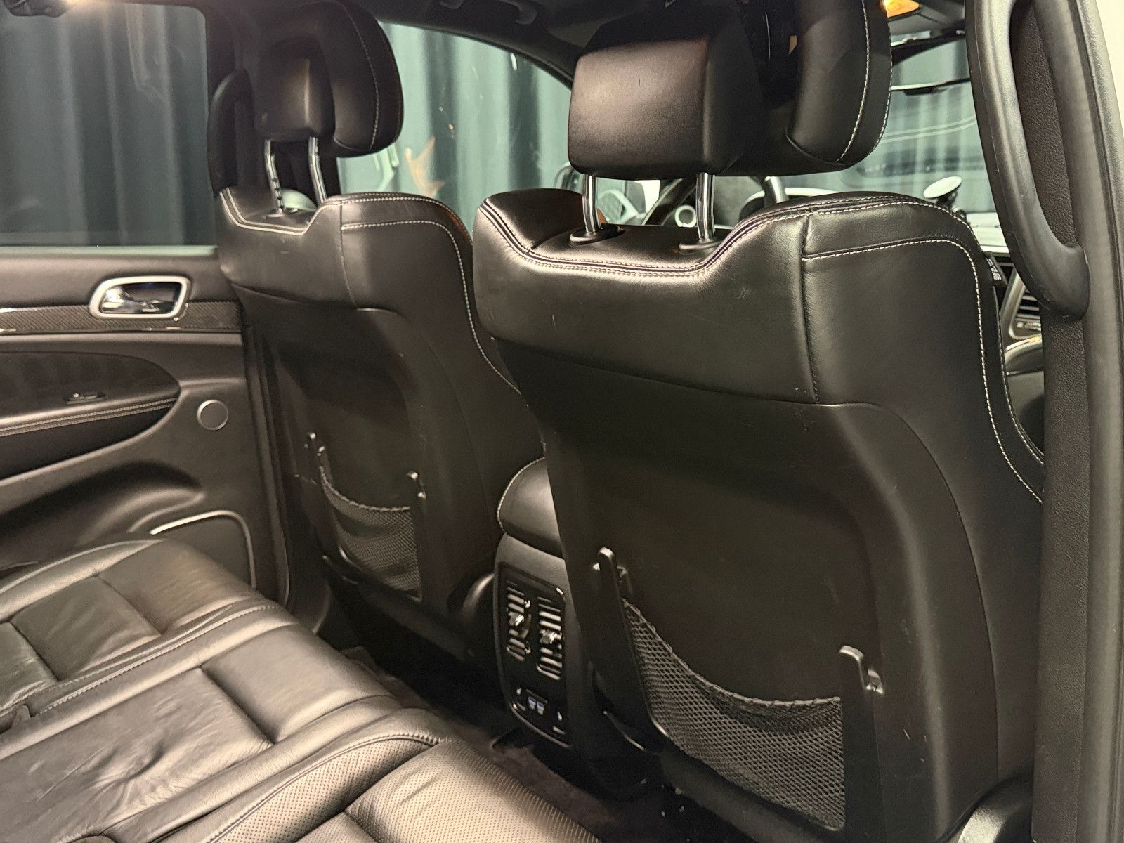 Fahrzeugabbildung Jeep Grand Cherokee 6.4 V8 HEMI SRT|H&K|D-FZG|