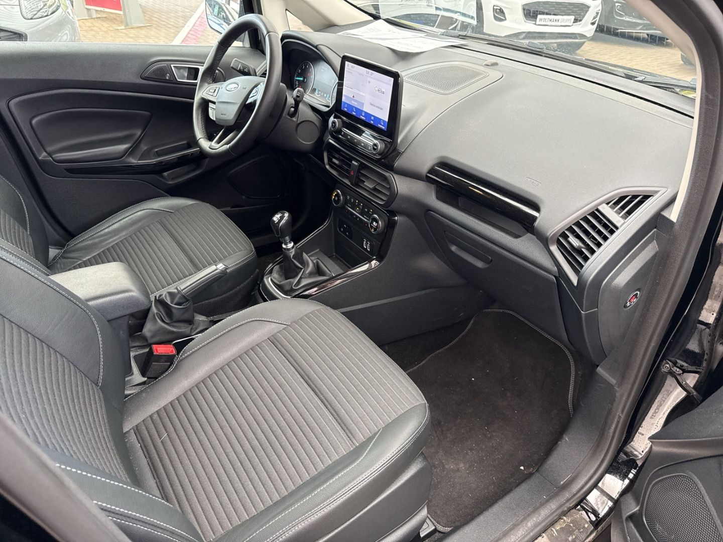 Fahrzeugabbildung Ford EcoSport Titanium X Kamera Ganzjahresreifen Wint