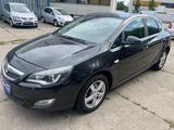 Opel Astra J Lim. 5-trg. Innovation ,Tüv neu - Opel Astra in Frankfurt (Main)