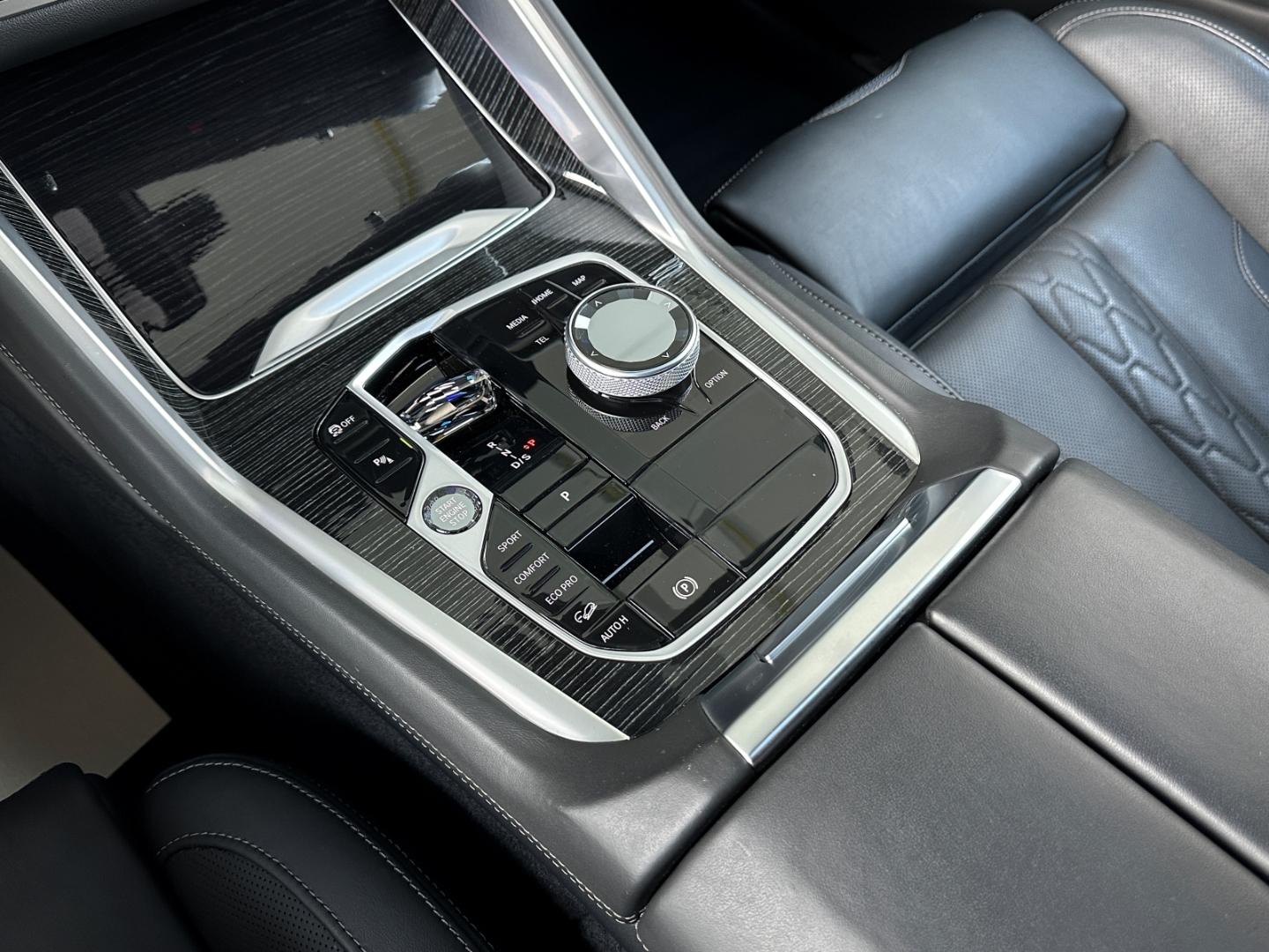BMW X6 M60 i xD SOFT KLIMASITZE PANO CRYSTAL M-SITZE