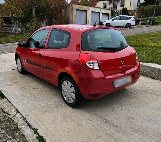 Renault Clio Tüv NEU!! 11.2026 Gute Zustand.