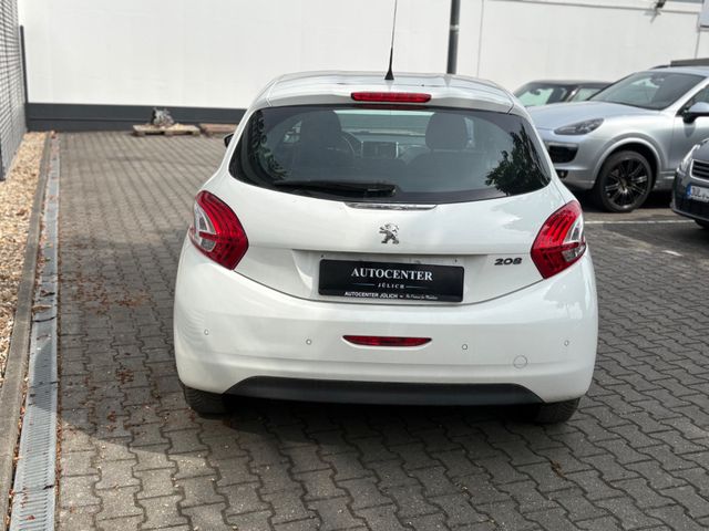 PEUGEOT 208 Active Wenig - Bild 5