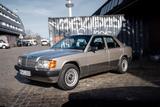 Mercedes-Benz Mercedes E 190 W201 | Youngtimer | TÜV 09/... - Mercedes-Benz 190 Gebrauchtwagen in Hamburg