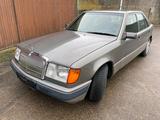 Mercedes-Benz Mercedes  Benz W124 260E - Mercedes-Benz 260: W124 260e