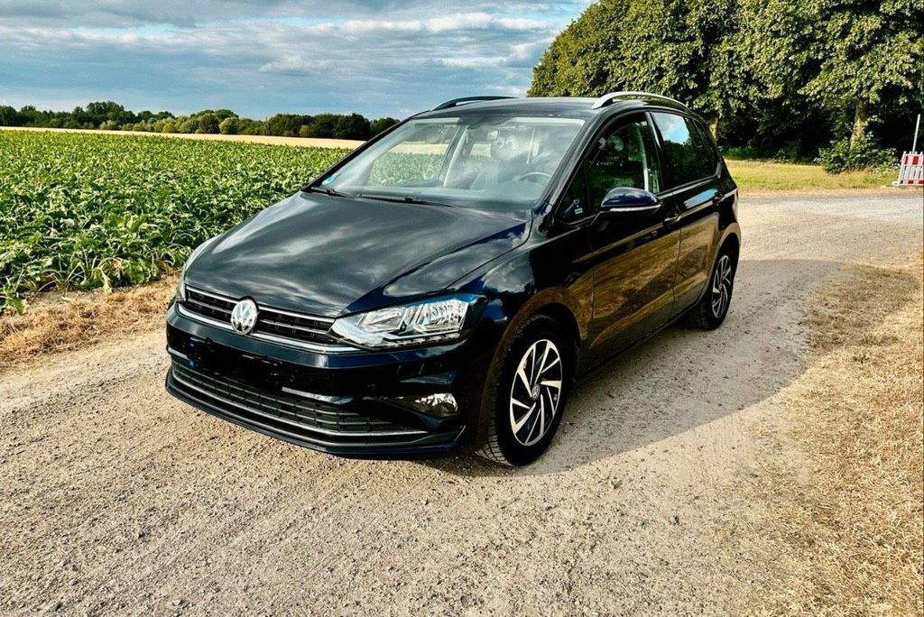 Image of Volkswagen Golf Sportsvan