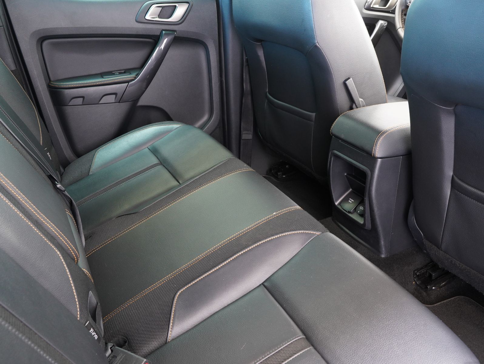 Fahrzeugabbildung Ford Ranger 2.0 TDCi Wildtrak 4x4 Doppelkabine