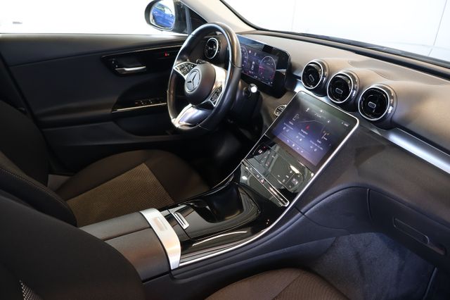 Mercedes-Benz C 200 d Avantgarde MBUX+KAM+LED+CARPLAY