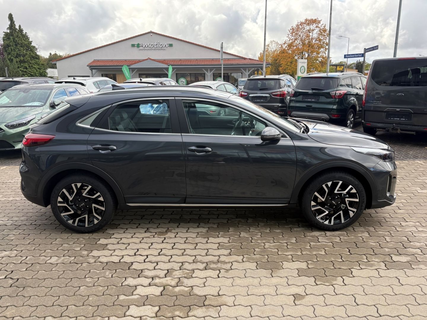 Fahrzeugabbildung Kia XCeed Spirit TotWinkAss NotBremsAss P2