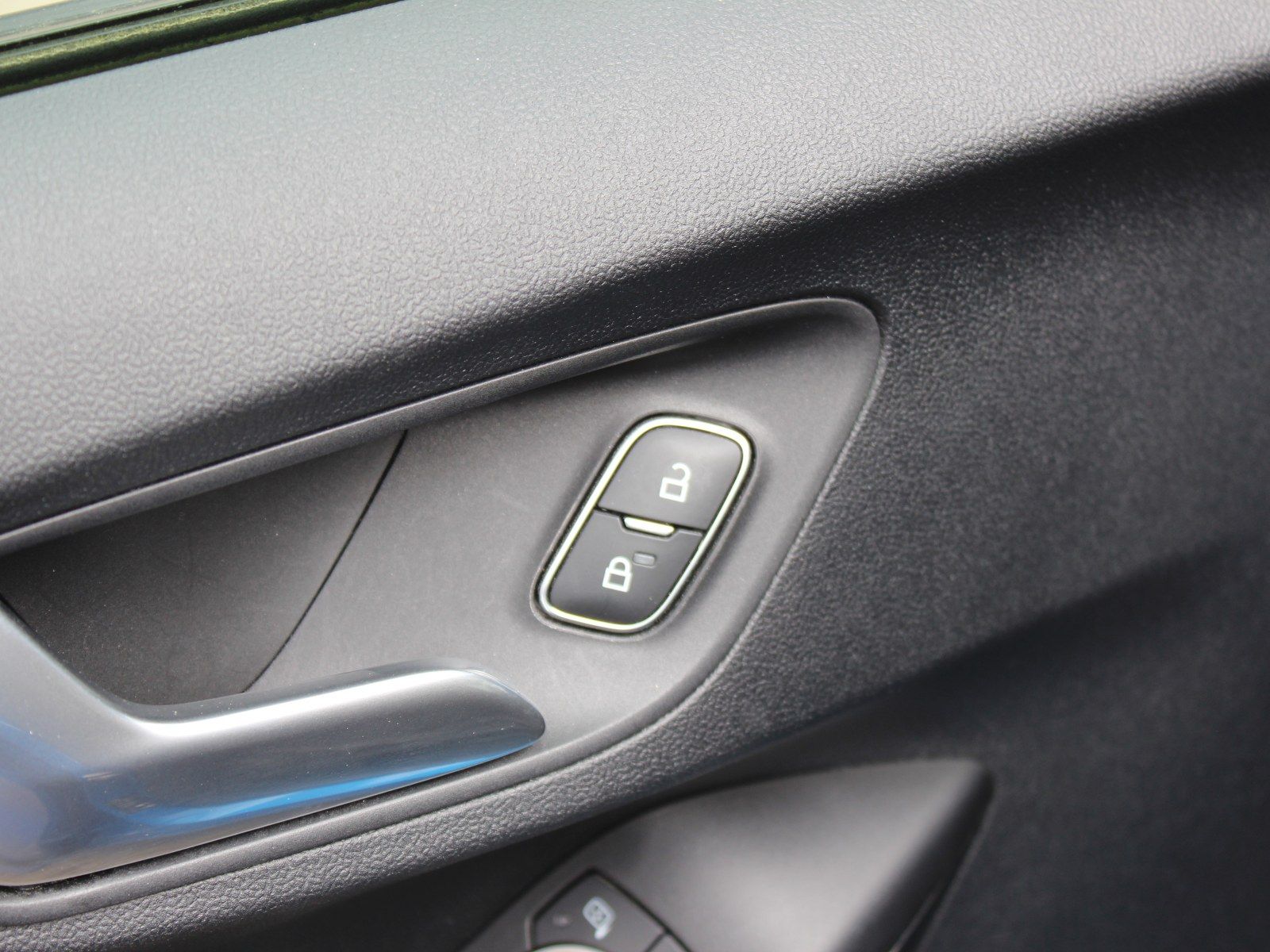 Fahrzeugabbildung Ford Puma ST-Line 1,0 EcoBoost