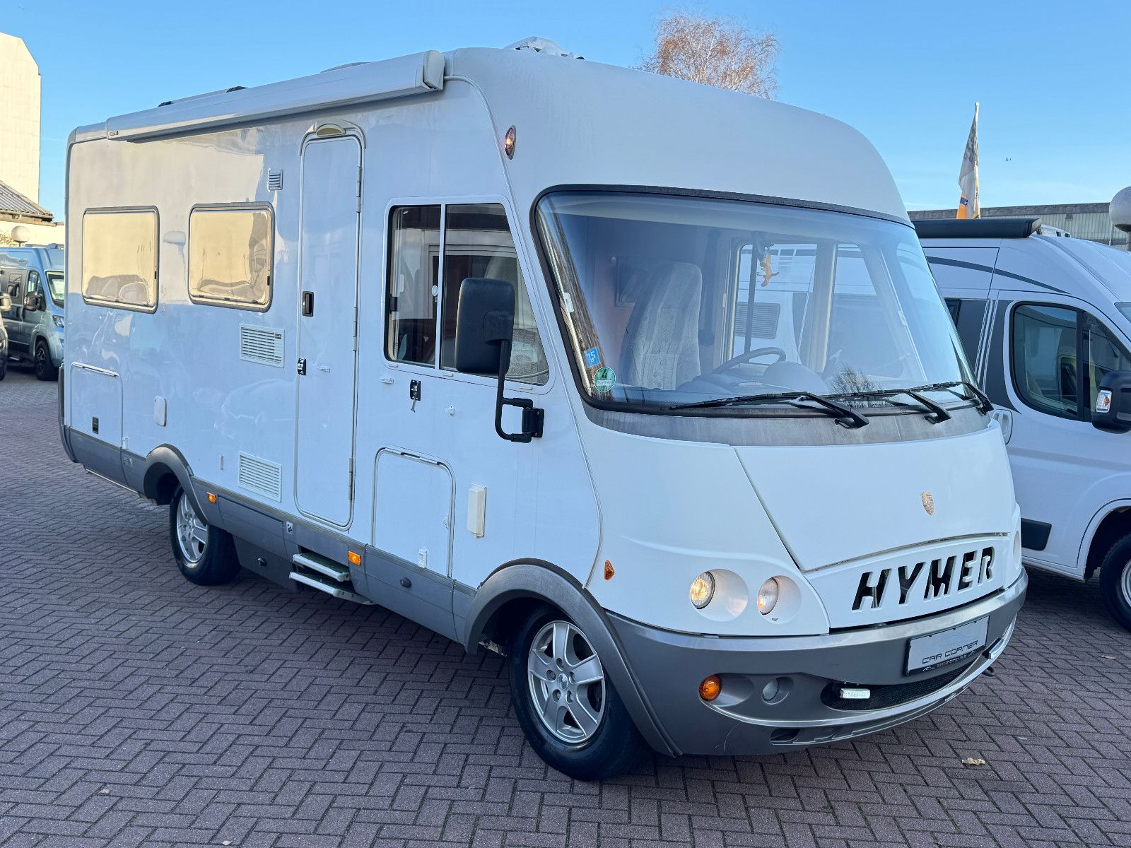 Fahrzeugabbildung HYMER / ERIBA / HYMERCAR B634 FIAT ALKO DPF LOUNGE DACHKLIMA SOLAR AUTSAT