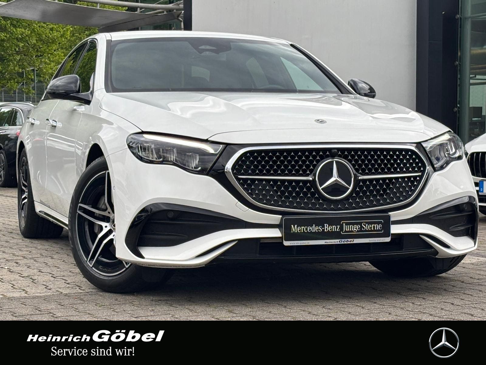 Fahrzeugabbildung Mercedes-Benz E 200 AMG-ADV LED DIST AMB+ WP NP TW SHA KLG SPI