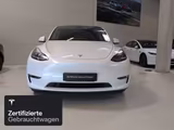 Tesla Model Y Long Range AWD - weiße Tesla Model Y