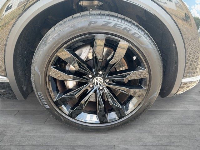 Touareg Elegance eHybrid 4M. AHK 360° HUD PANO