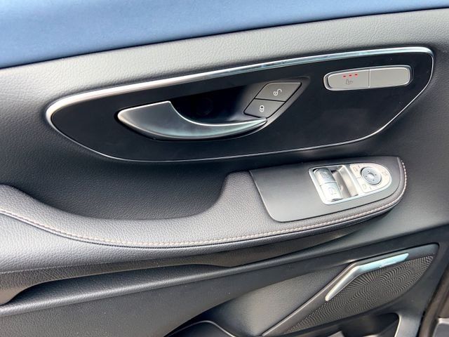 Fahrzeugabbildung Mercedes-Benz EQV 300 AV lang 360°Cam Burmester NAV Airmatic