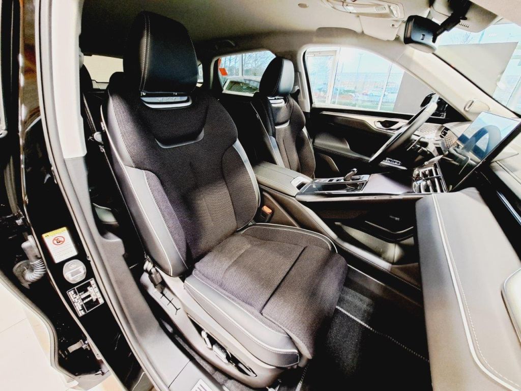 Fahrzeugabbildung GWM WEY 05 Premium 2.0 PHEV AWD