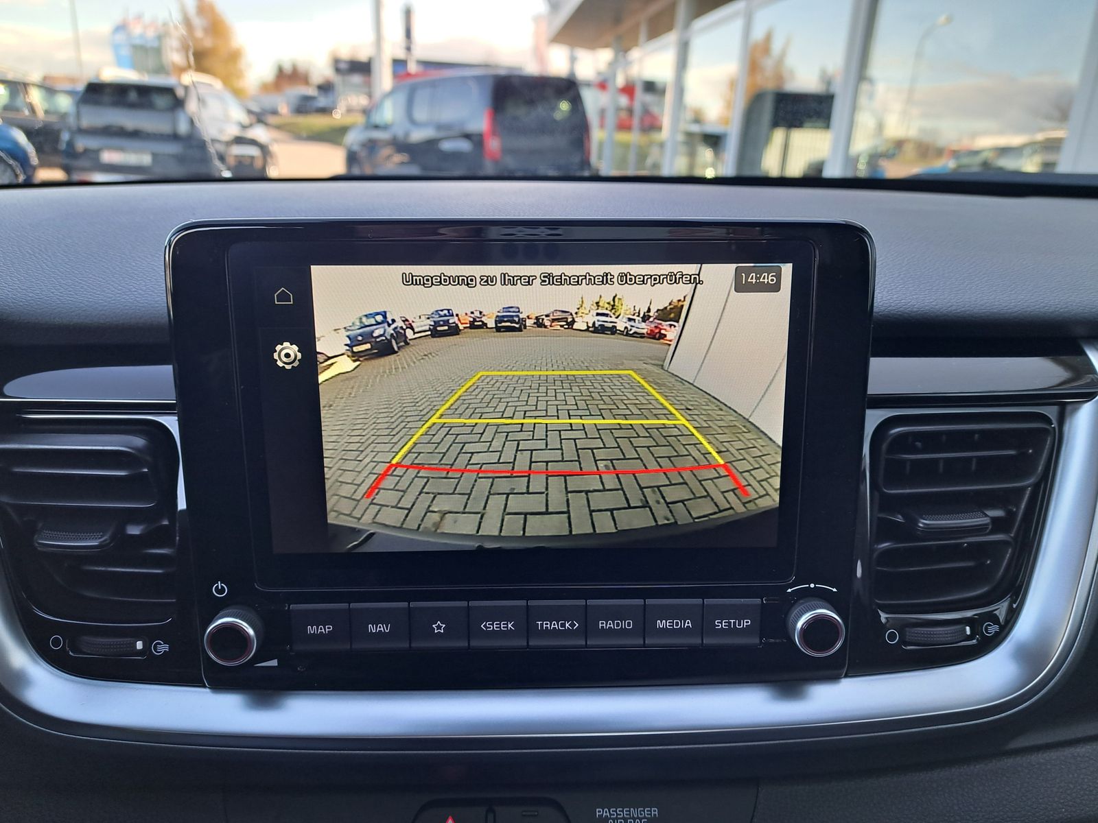 Fahrzeugabbildung Kia Stonic 1.0 T-GDI AUTOMATIK LED NAVI WINTERPAKET