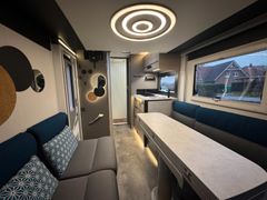 CHAUSSON X 550-Automatik-1.H-Winterpak-Ahk-Solar